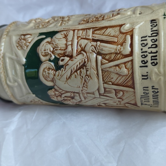 “Vintage Gerz Lidded Beer Stein – Tavern Scene – West Germany” - Picture 2 of 5